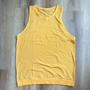 Lululemon Swiftly Breeze Tank *Relaxed Fit Amber Aura/White in Size 8